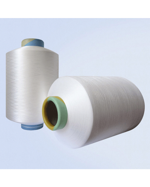 Насколько качество переработанной пряжи сравнимо с качеством первичной пряжи с точки зрения прочности, долговечности и текстуры?